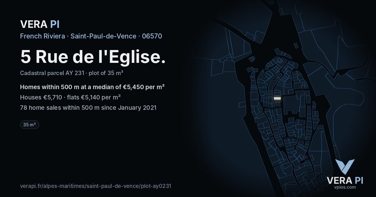 5 Rue de l'Eglise, Saint-Paul-de-Vence at night – the plot lit, the parcels around coloured by the prices near them