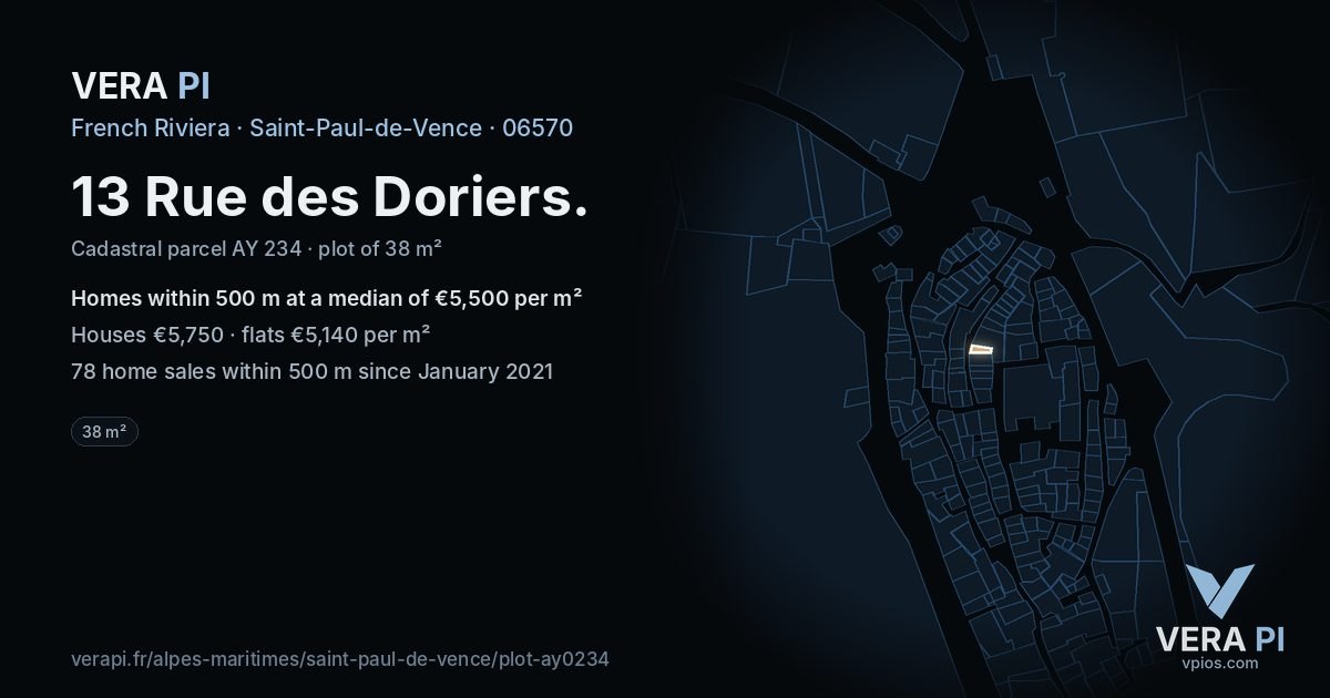 13 Rue des Doriers, Saint-Paul-de-Vence at night – the plot lit, the parcels around coloured by the prices near them