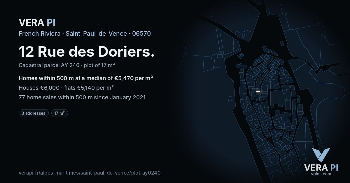 12 Rue des Doriers, Saint-Paul-de-Vence at night – the plot lit, the parcels around coloured by the prices near them