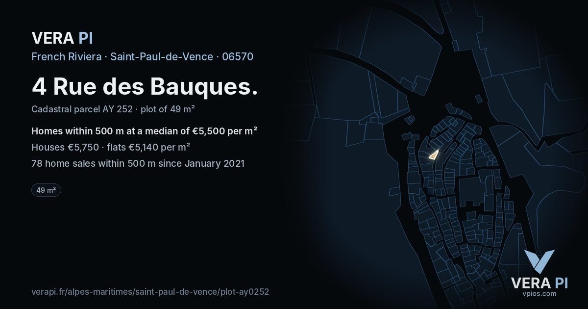 4 Rue des Bauques, Saint-Paul-de-Vence at night – the plot lit, the parcels around coloured by the prices near them