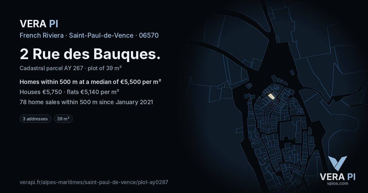 2 Rue des Bauques, Saint-Paul-de-Vence at night – the plot lit, the parcels around coloured by the prices near them