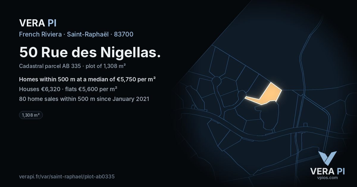 50 Rue des Nigellas, Saint-Raphaël at night – the plot lit, the parcels around coloured by the prices near them