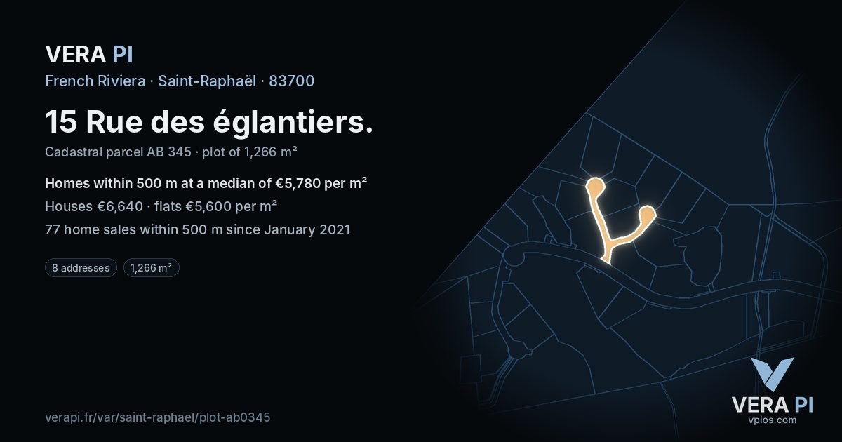 15 Rue des églantiers, Saint-Raphaël at night – the plot lit, the parcels around coloured by the prices near them