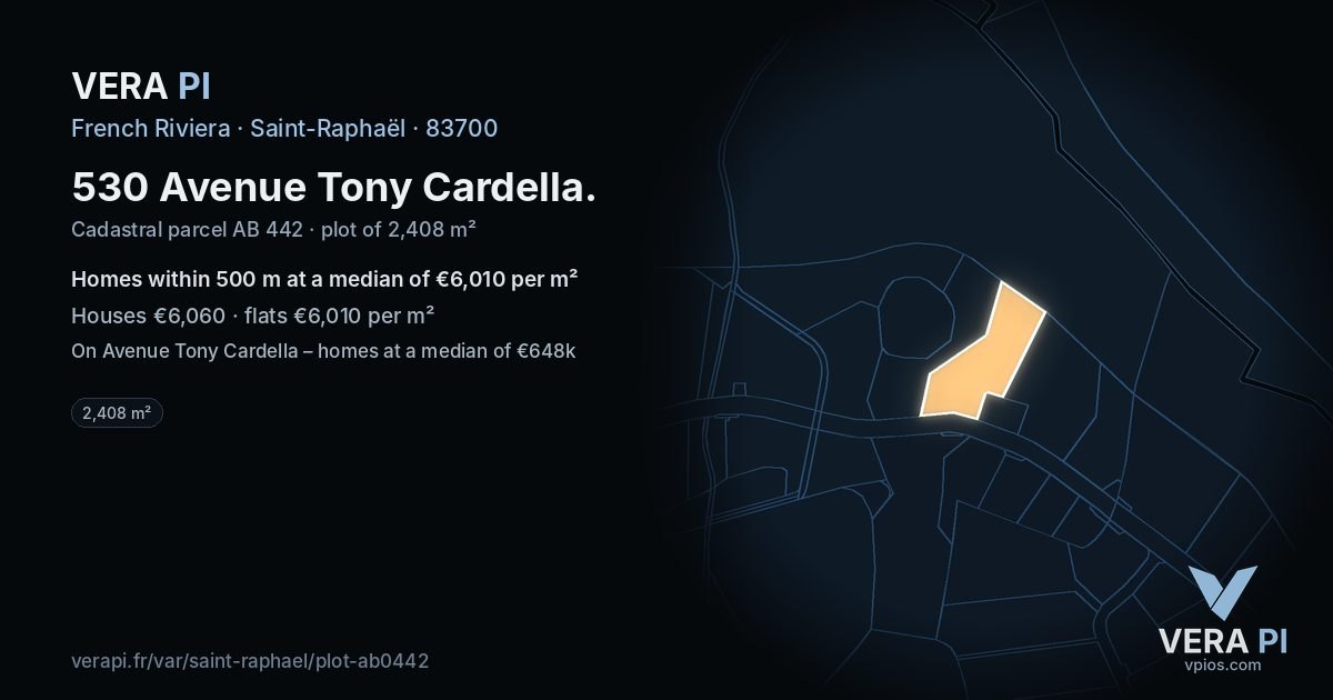 530 Avenue Tony Cardella, Saint-Raphaël at night – the plot lit, the parcels around coloured by the prices near them
