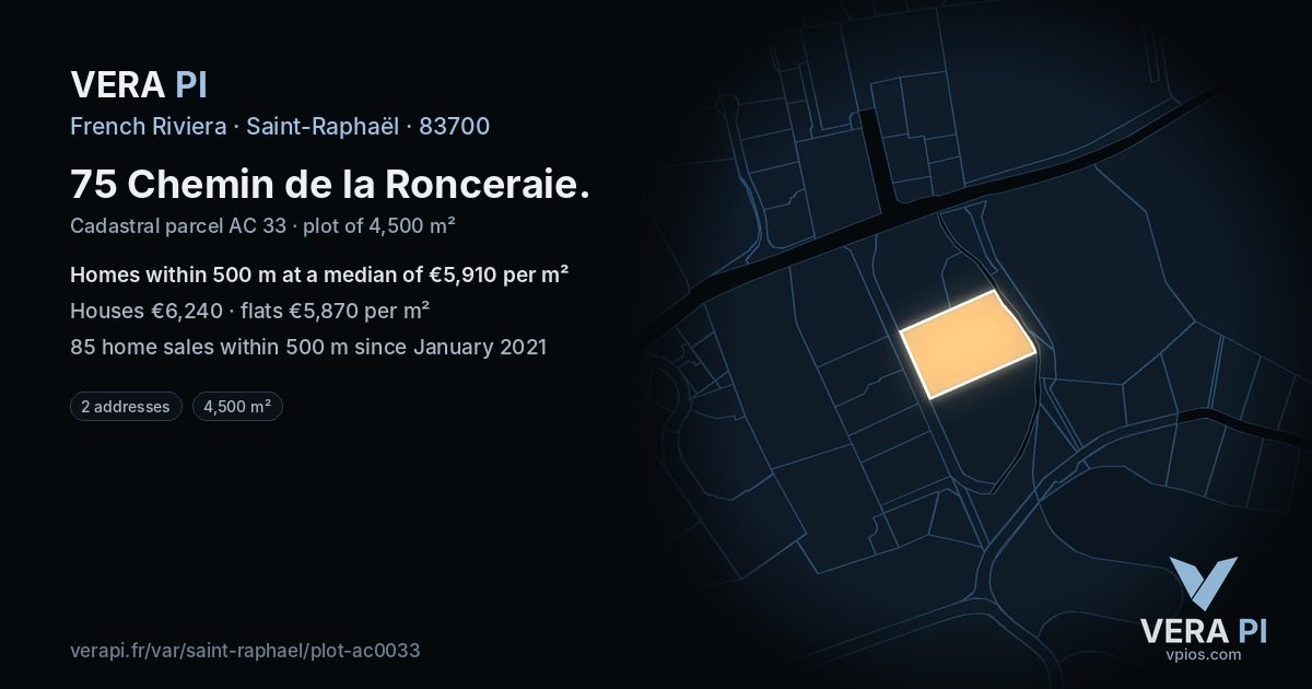 75 Chemin de la Ronceraie, Saint-Raphaël at night – the plot lit, the parcels around coloured by the prices near them