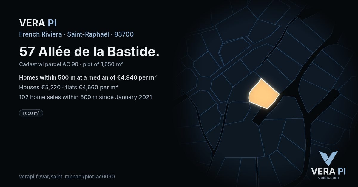 57 Allée de la Bastide, Saint-Raphaël at night – the plot lit, the parcels around coloured by the prices near them