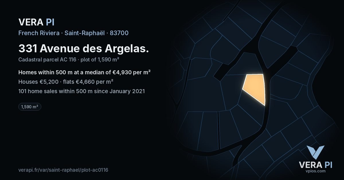 331 Avenue des Argelas, Saint-Raphaël at night – the plot lit, the parcels around coloured by the prices near them