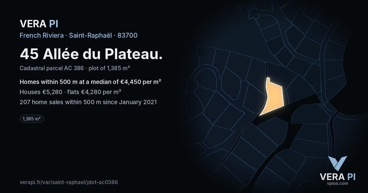 45 Allée du Plateau, Saint-Raphaël at night – the plot lit, the parcels around coloured by the prices near them