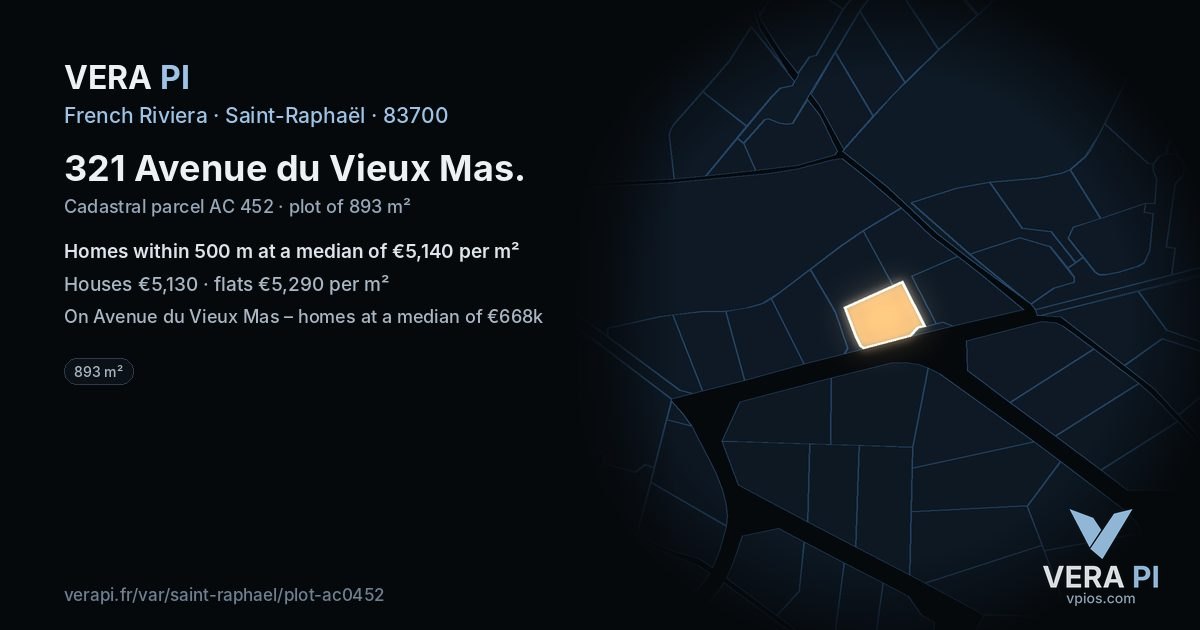 321 Avenue du Vieux Mas, Saint-Raphaël at night – the plot lit, the parcels around coloured by the prices near them