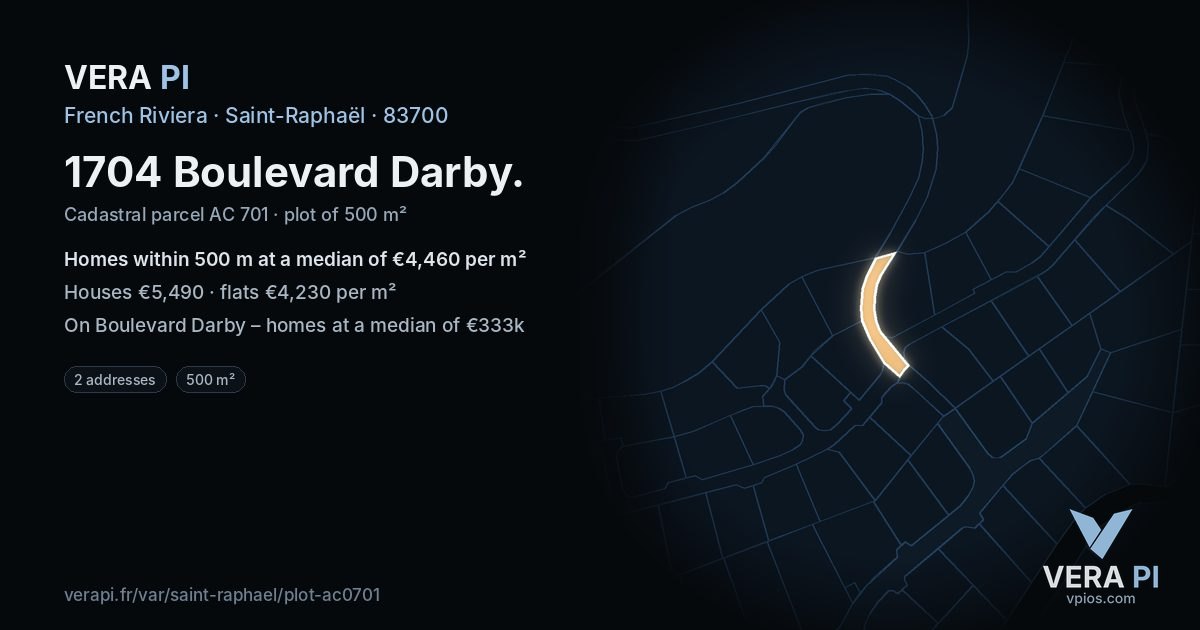 1704 Boulevard Darby, Saint-Raphaël at night – the plot lit, the parcels around coloured by the prices near them