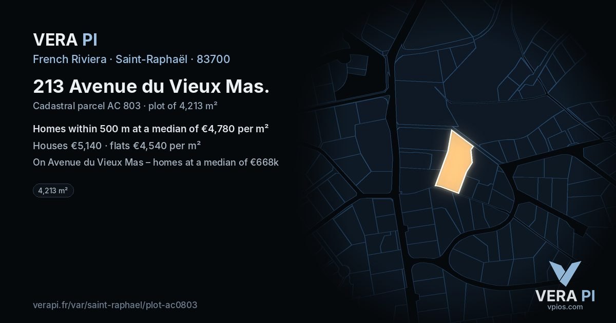 213 Avenue du Vieux Mas, Saint-Raphaël at night – the plot lit, the parcels around coloured by the prices near them