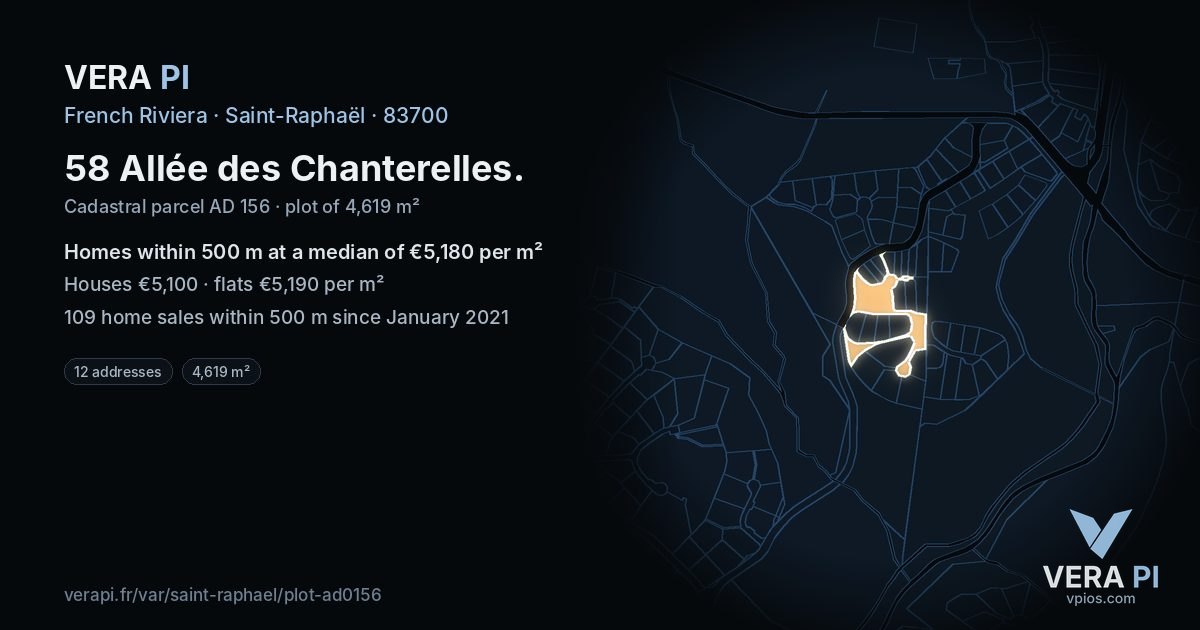 58 Allée des Chanterelles, Saint-Raphaël at night – the plot lit, the parcels around coloured by the prices near them
