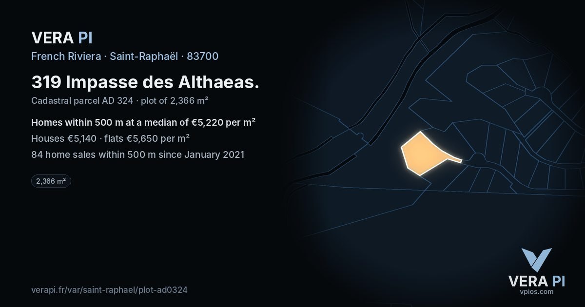 319 Impasse des Althaeas, Saint-Raphaël at night – the plot lit, the parcels around coloured by the prices near them