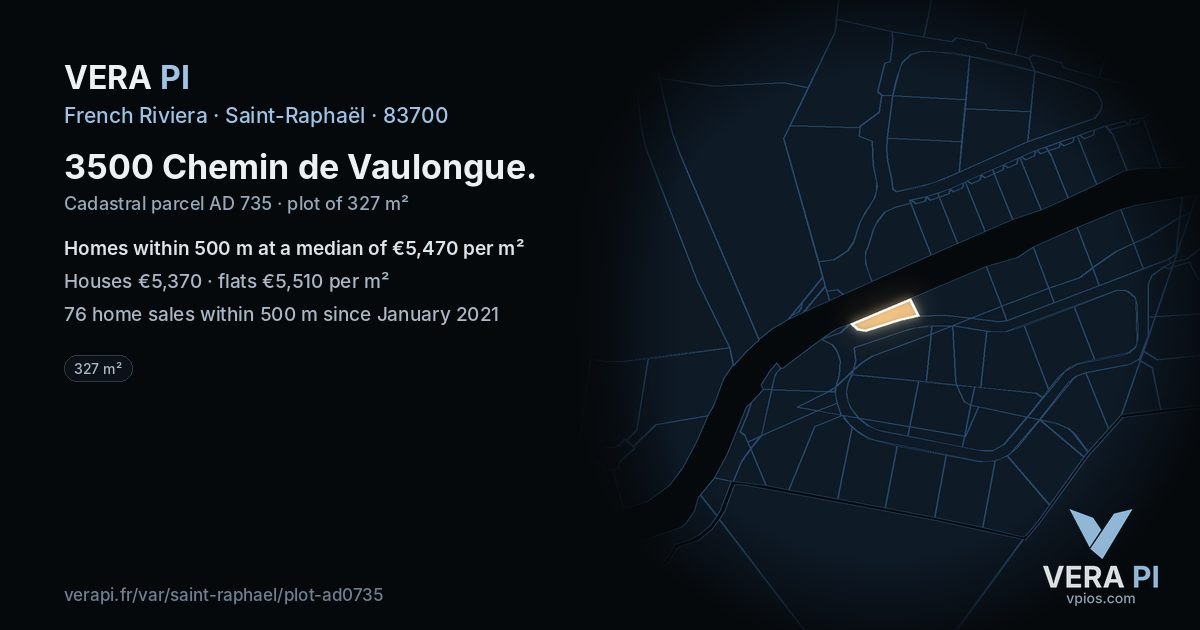 3500 Chemin de Vaulongue, Saint-Raphaël at night – the plot lit, the parcels around coloured by the prices near them