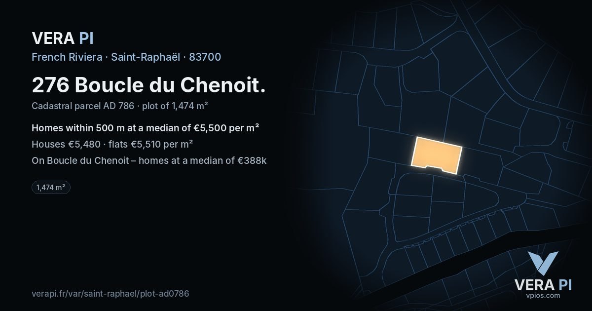 276 Boucle du Chenoit, Saint-Raphaël at night – the plot lit, the parcels around coloured by the prices near them