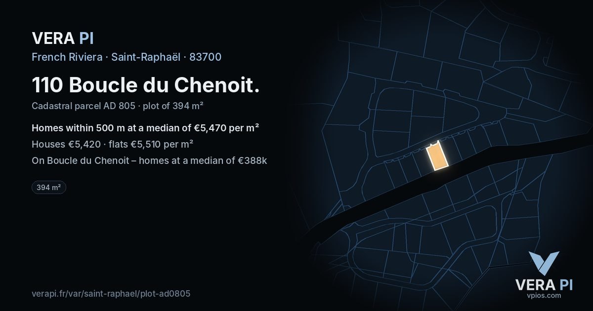 110 Boucle du Chenoit, Saint-Raphaël at night – the plot lit, the parcels around coloured by the prices near them