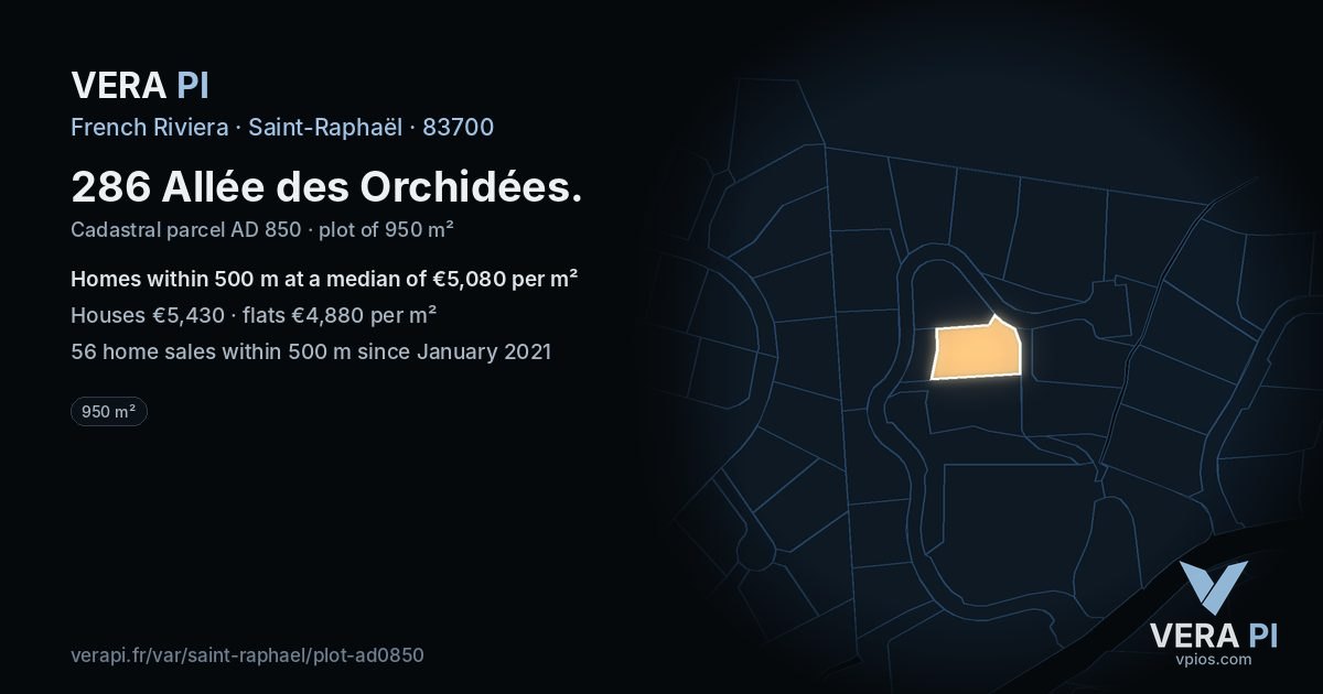 286 Allée des Orchidées, Saint-Raphaël at night – the plot lit, the parcels around coloured by the prices near them