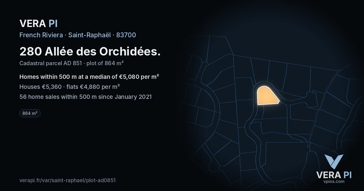 280 Allée des Orchidées, Saint-Raphaël at night – the plot lit, the parcels around coloured by the prices near them