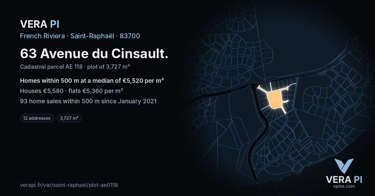 63 Avenue du Cinsault, Saint-Raphaël at night – the plot lit, the parcels around coloured by the prices near them