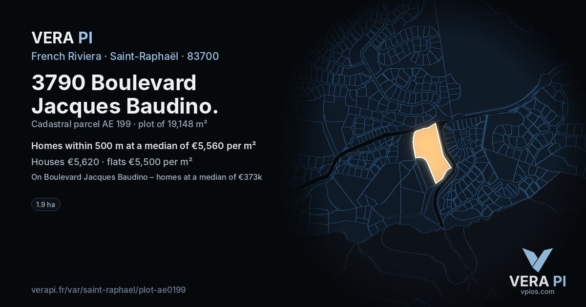 3790 Boulevard Jacques Baudino, Saint-Raphaël at night – the plot lit, the parcels around coloured by the prices near them
