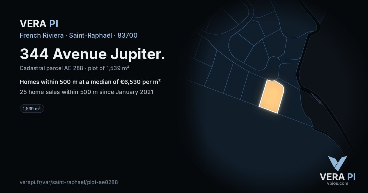 344 Avenue Jupiter, Saint-Raphaël at night – the plot lit, the parcels around coloured by the prices near them