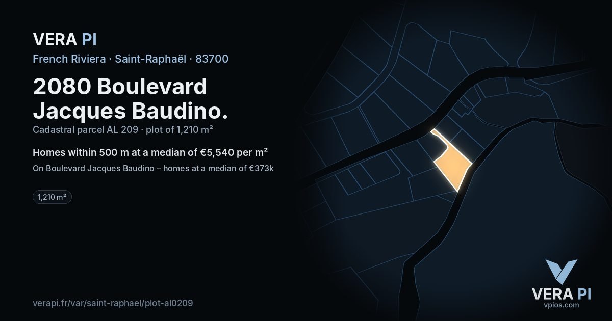 2080 Boulevard Jacques Baudino, Saint-Raphaël at night – the plot lit, the parcels around coloured by the prices near them
