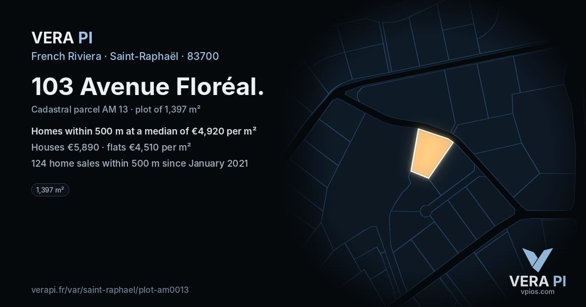 103 Avenue Floréal, Saint-Raphaël at night – the plot lit, the parcels around coloured by the prices near them
