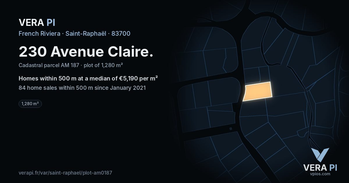 230 Avenue Claire, Saint-Raphaël at night – the plot lit, the parcels around coloured by the prices near them