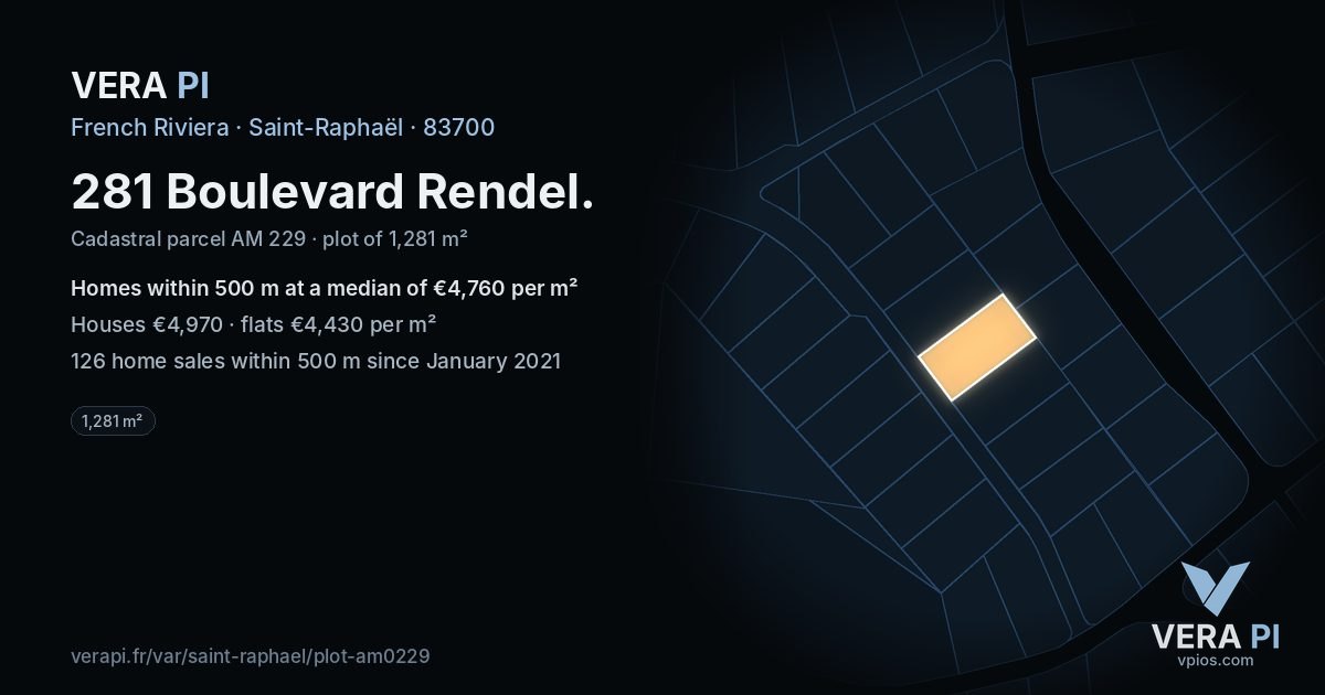 281 Boulevard Rendel, Saint-Raphaël at night – the plot lit, the parcels around coloured by the prices near them