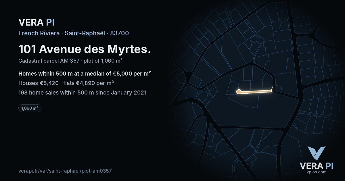 101 Avenue des Myrtes, Saint-Raphaël at night – the plot lit, the parcels around coloured by the prices near them