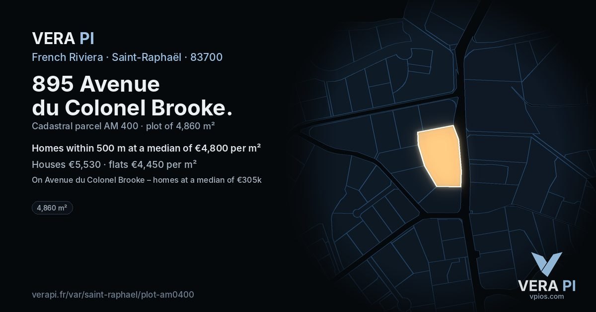 895 Avenue du Colonel Brooke, Saint-Raphaël at night – the plot lit, the parcels around coloured by the prices near them