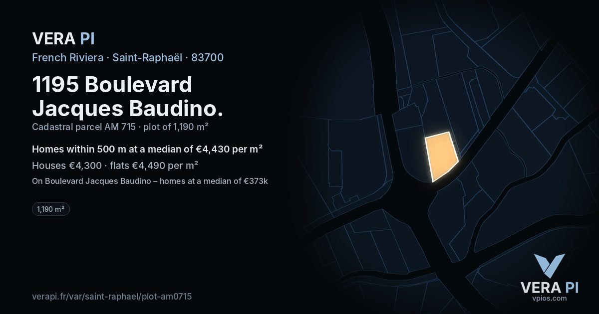 1195 Boulevard Jacques Baudino, Saint-Raphaël at night – the plot lit, the parcels around coloured by the prices near them