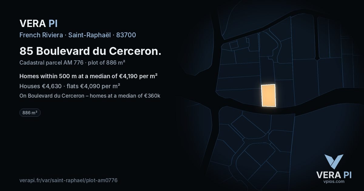 85 Boulevard du Cerceron, Saint-Raphaël at night – the plot lit, the parcels around coloured by the prices near them