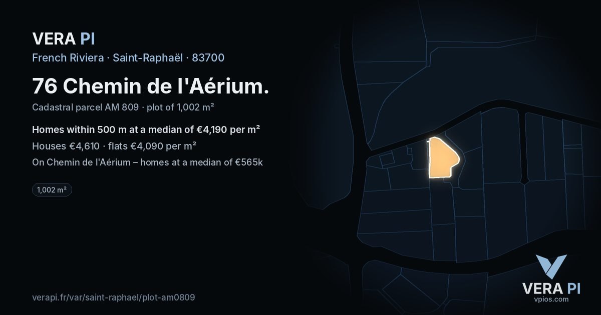 76 Chemin de l'Aérium, Saint-Raphaël at night – the plot lit, the parcels around coloured by the prices near them
