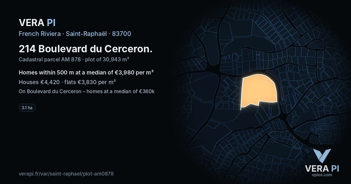 214 Boulevard du Cerceron, Saint-Raphaël at night – the plot lit, the parcels around coloured by the prices near them