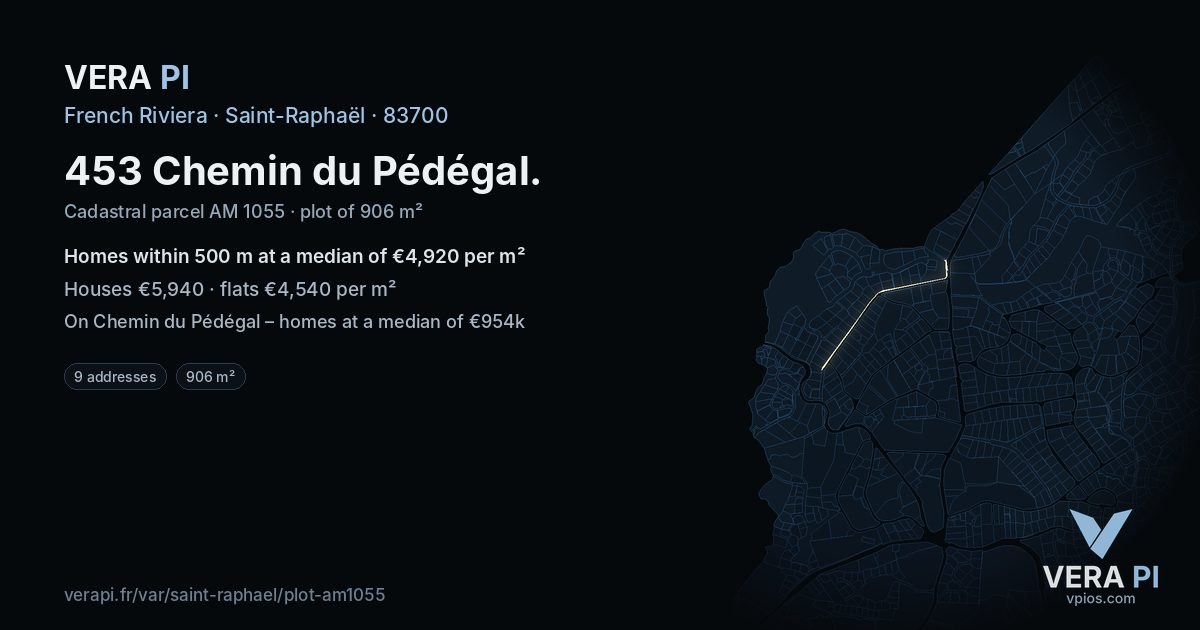 453 Chemin du Pédégal, Saint-Raphaël at night – the plot lit, the parcels around coloured by the prices near them