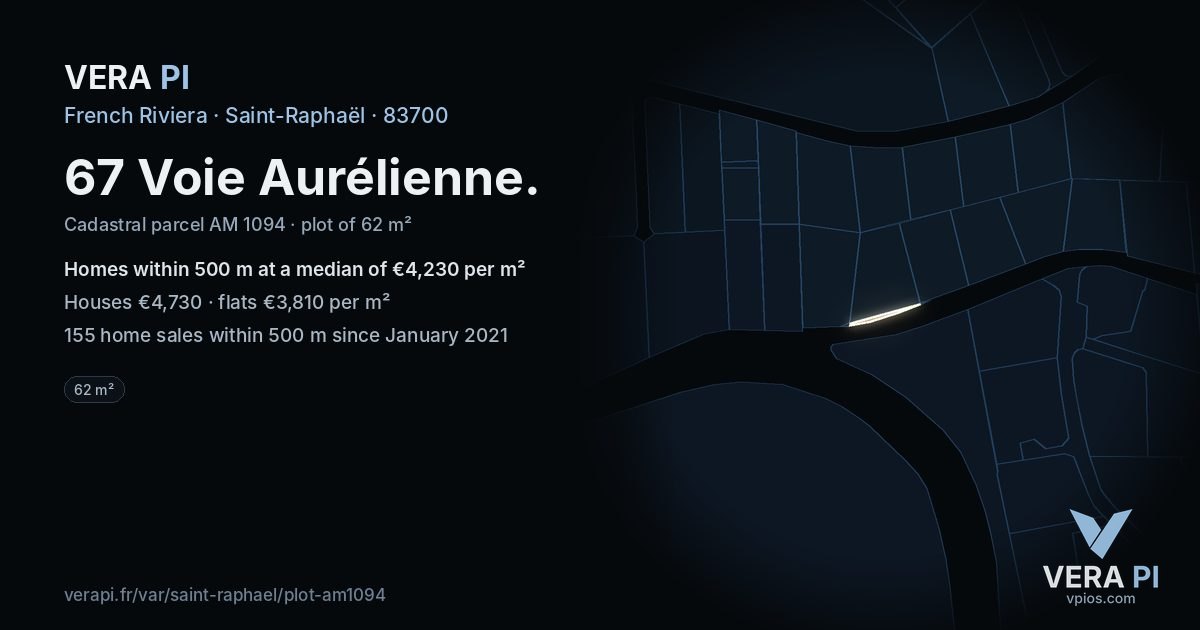 67 Voie Aurélienne, Saint-Raphaël at night – the plot lit, the parcels around coloured by the prices near them