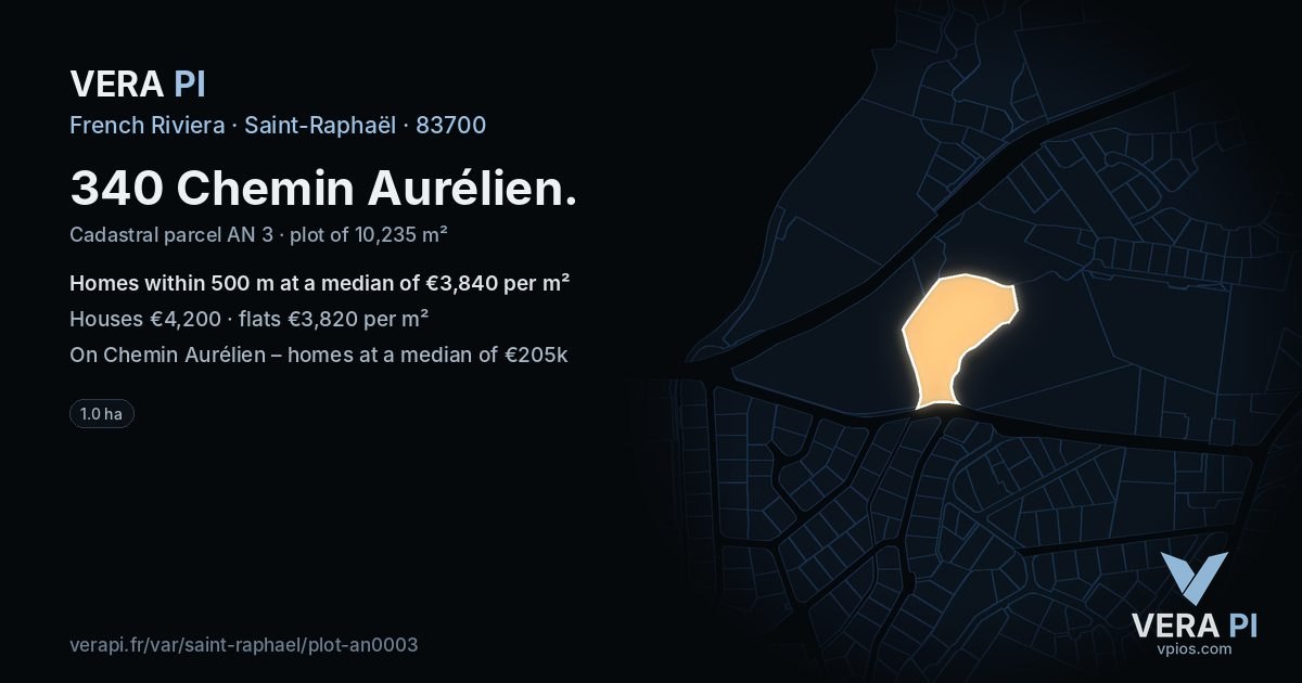 340 Chemin Aurélien, Saint-Raphaël at night – the plot lit, the parcels around coloured by the prices near them