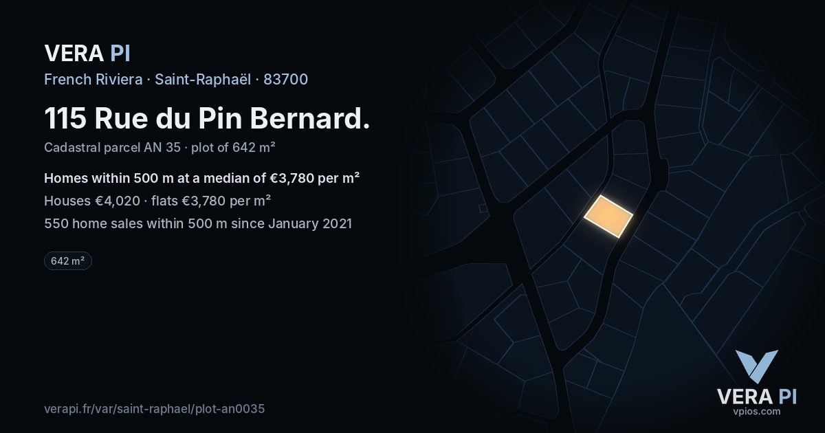 115 Rue du Pin Bernard, Saint-Raphaël at night – the plot lit, the parcels around coloured by the prices near them