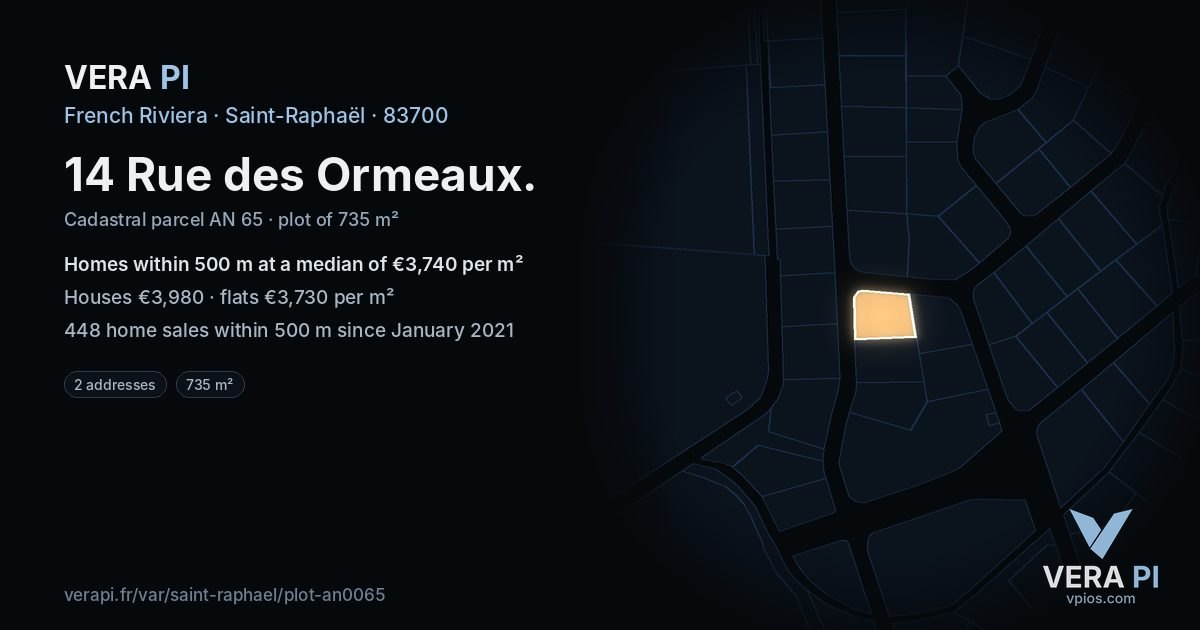 14 Rue des Ormeaux, Saint-Raphaël at night – the plot lit, the parcels around coloured by the prices near them
