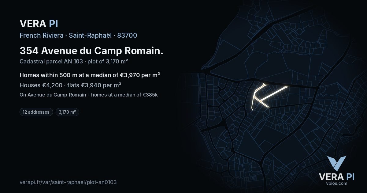 354 Avenue du Camp Romain, Saint-Raphaël at night – the plot lit, the parcels around coloured by the prices near them