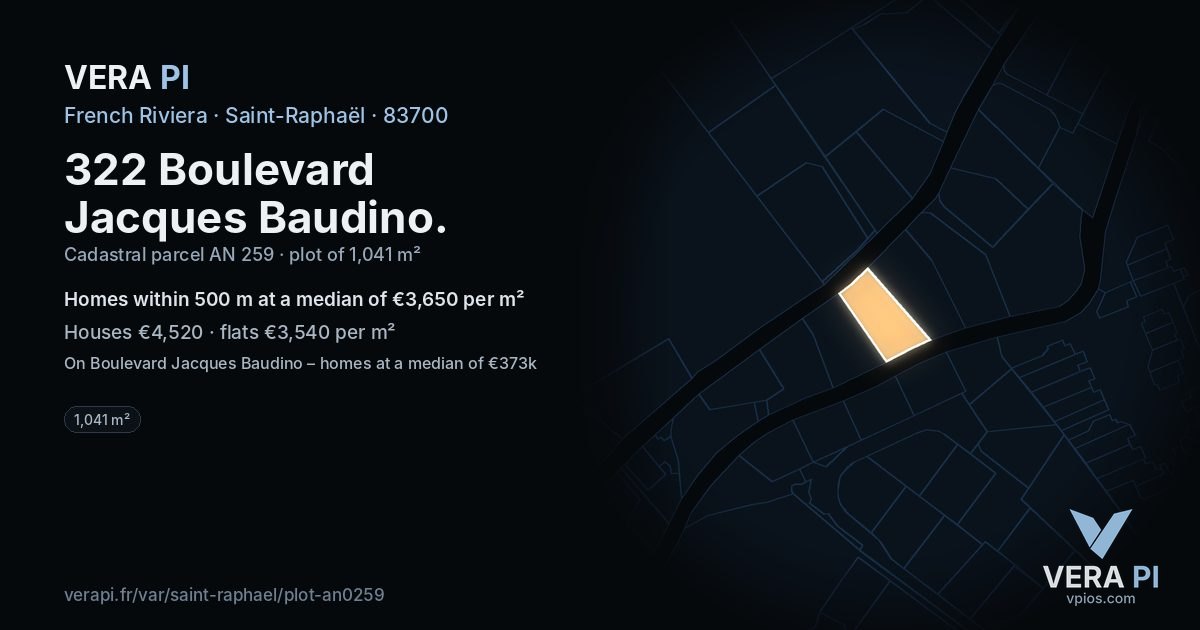 322 Boulevard Jacques Baudino, Saint-Raphaël at night – the plot lit, the parcels around coloured by the prices near them
