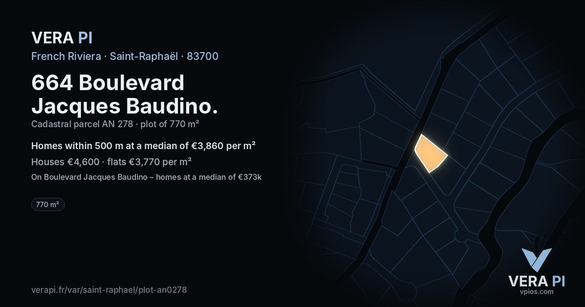 664 Boulevard Jacques Baudino, Saint-Raphaël at night – the plot lit, the parcels around coloured by the prices near them