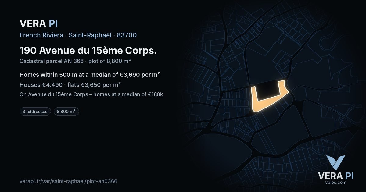 190 Avenue du 15ème Corps, Saint-Raphaël at night – the plot lit, the parcels around coloured by the prices near them