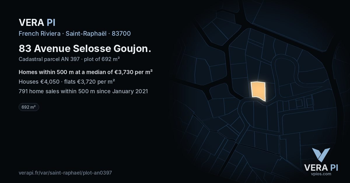 83 Avenue Selosse Goujon, Saint-Raphaël at night – the plot lit, the parcels around coloured by the prices near them