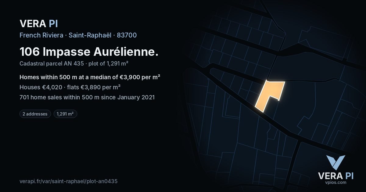 106 Impasse Aurélienne, Saint-Raphaël at night – the plot lit, the parcels around coloured by the prices near them