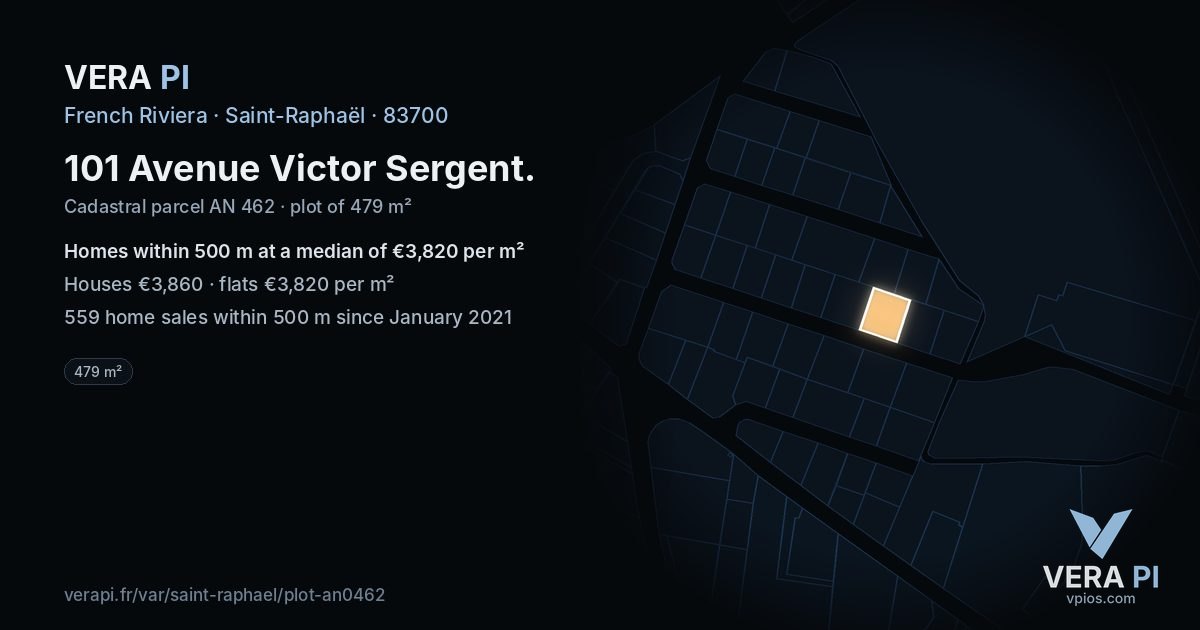101 Avenue Victor Sergent, Saint-Raphaël at night – the plot lit, the parcels around coloured by the prices near them