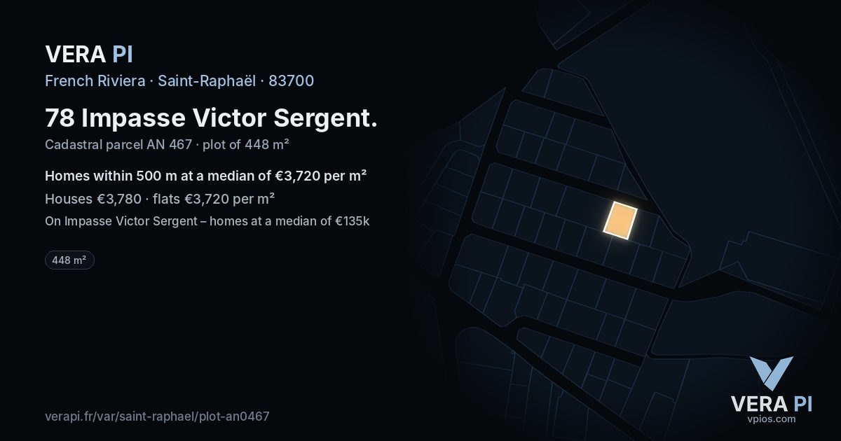 78 Impasse Victor Sergent, Saint-Raphaël at night – the plot lit, the parcels around coloured by the prices near them