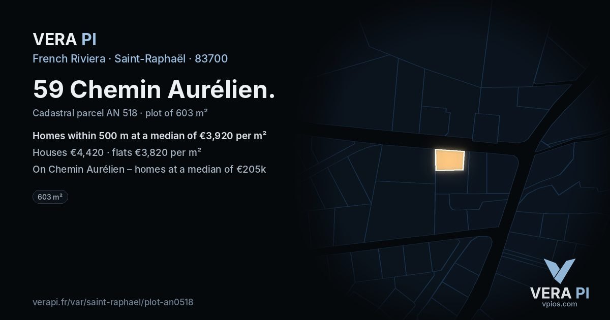 59 Chemin Aurélien, Saint-Raphaël at night – the plot lit, the parcels around coloured by the prices near them
