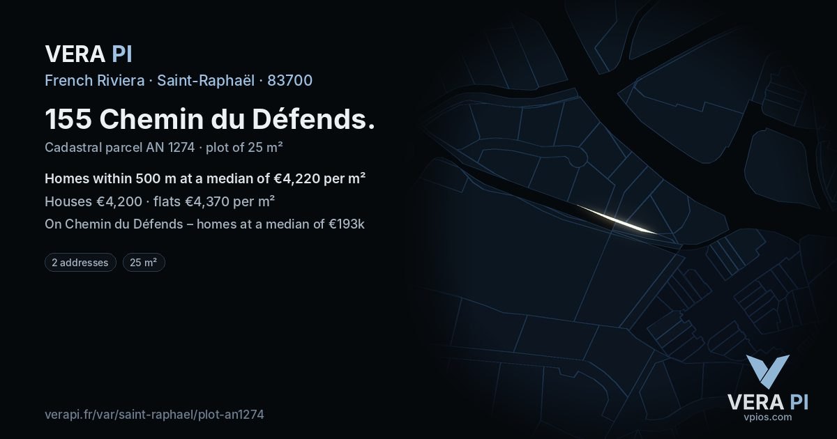 155 Chemin du Défends, Saint-Raphaël at night – the plot lit, the parcels around coloured by the prices near them